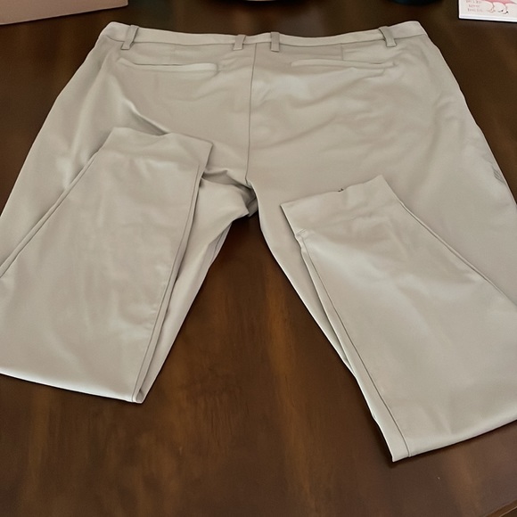 Rhone Commuter Jogger Pant - Picture 9 of 13